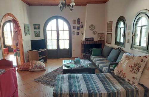 Athani Apartment | Discover Porto Katsiki: Family-Friendly Getaway with High Ratings