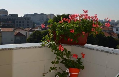 Boavista Apartment | Unforgettable Stay at Porto's “Musical View II” with Oceanfront Extras
