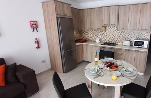 St. Paul's Bay Apartment | Porto Paolo Oceanfront Retreat with Top Amenities