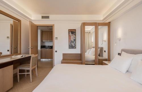 Platanias Town Resort | Relax at Porto Platanias Beach Resort & Spa: 5-Star Oasis