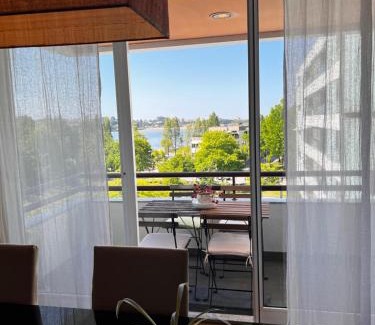 Lordelo do Ouro e Massarelos Apartment | Pet-Friendly Porto River View Apartment with Great Amenities