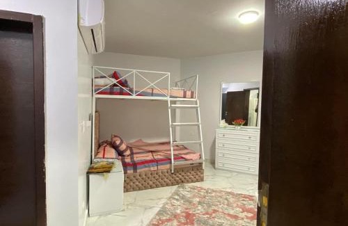 Damietta Apartment | Discover Porto Said: Family-Friendly Stay with Pool & Hot Tub