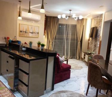 Al-Manasrah Apartment | Discover Porto Said: 4-Star Retreat with Private Beach & Pool