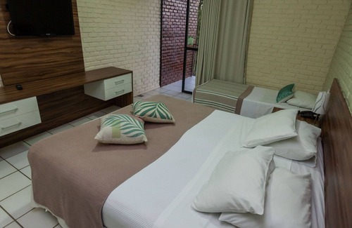 Portogalo Hotel | Discover Portogalo Suite Hotel with Ocean Views & Spa