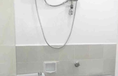 Intramuros Apartment | Pet-Friendly Portside Studios: Top Rated Stay for Families