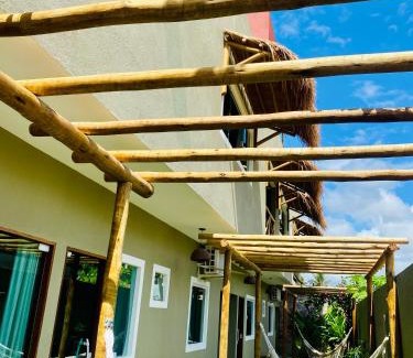 Porto da Rua Apartment | Ideal Ocean View Chalés: Guest Rated 10/10 for Families