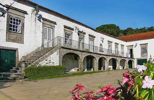 Anha Cottage | Cozy Villa in Portugal with Pool, 4km from the Beach