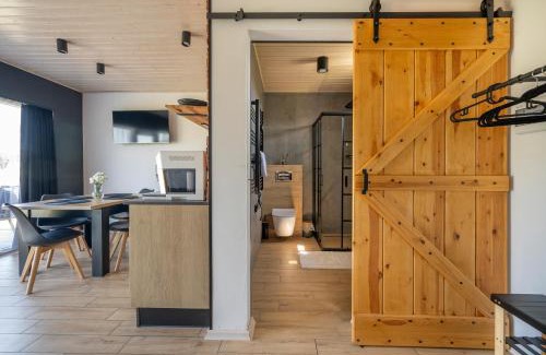 Darlowo House | Experience Porzeczkowe Domki: Pet-Friendly Family Retreat