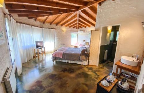 Villa General Belgrano Hotel | Relax at Posada Alma del Arroyo & Spa with Private Pool
