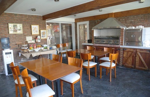 Ezeiza Bed & Breakfast | Posada Bernies