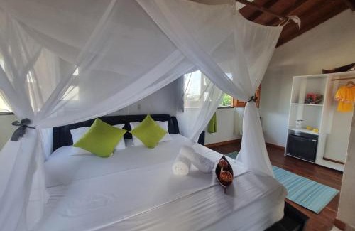 Nuqui House | Family-Friendly Stay at Posada Caracolí Nuquí – 10/10 Rating