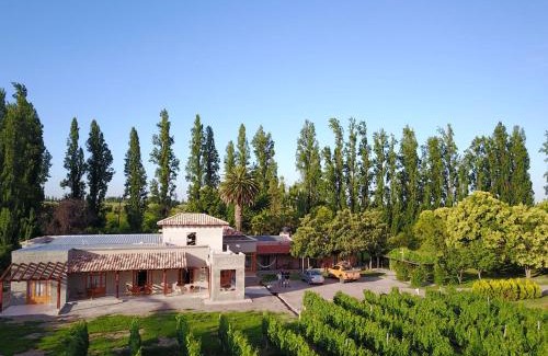 Maipu Hotel | Experience Posada Cavieres Wine Farm: 9/10 Rated Getaway