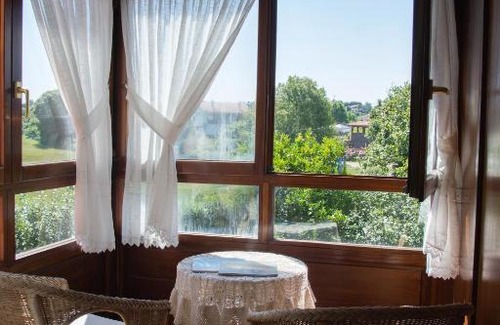 Suesa House | Welcoming Posada de Suesa: Pet-Friendly Haven Awaits