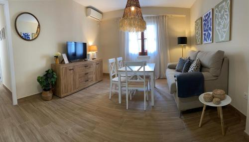 La Trinidad-San Juan y Todos los Santos Apartment | Experience Casa Majuelo: Child-Friendly with 9.6 Rating