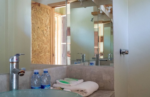 Mazunte Cabin | Discover Posada del Arquitecto: Eco-Friendly Retreat Awaits