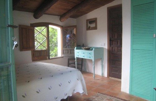 Castano del Robledo House | Pet-Friendly Retreat at Posada del Castaño - 8/10 Rated