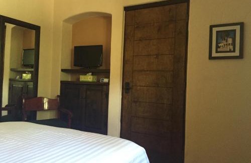 Loreto Hotel | Experience Oceanfront Bliss at Posada del Cortes Hotel