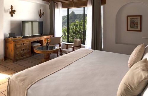 San Miguel Hotel | Elegant Posada del Tepozteco: Spa, Pool & Top Reviews