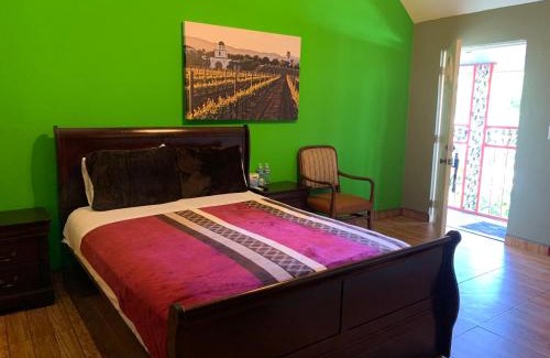 Valle de Guadalupe Hotel | Family-Friendly Escape at Posada Del Valle with 8.8 Rating
