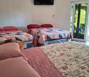 Retalhuleu Hotel | Posada Doña Ana