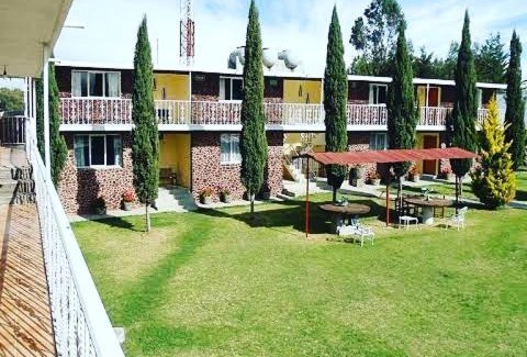 Huasca De Ocampo Hotel | Family-Friendly Stay at Posada Dos Hermanos with Breakfast