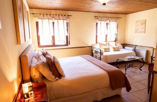 Rascafria Hotel | Discover Posada el Campanario: Poolside Retreat Awaits