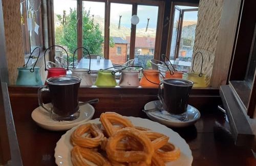 Valdecilla House | Discover Posada El Hidalgo: Family-Friendly with Breakfast