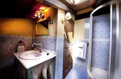 Pontejos Hotel | Discover Posada El Pozu la Tejera: Family-Friendly Retreat