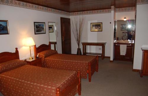 Province of Tierra del Fuego Hotel | Eco-Friendly Retreat at Posada Fueguina with Hot Tub & Dining