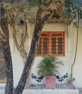 Palomino Hotel | Pet-Friendly Retreat at Posada Gallinas - Rated 9/10!