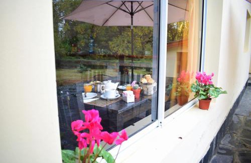 Villa Berna Hotel | Budget-Friendly Stay at Posada Inguz with Family Amenities