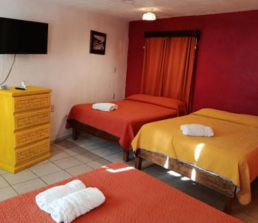 Xilitla Bed & Breakfast | Discover Posada "Jardin Huasteca Xilitla" with Top Amenities