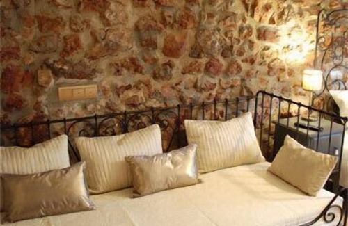Lierganes House | Experience Comfort at Posada La Corralada - 10/10 Rated