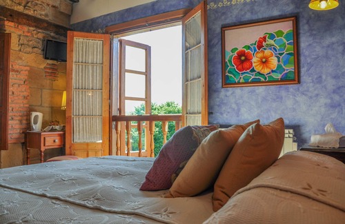 Helguera Hotel | Exceptional Stay at Posada La Cotía: Spa & Breakfast Included
