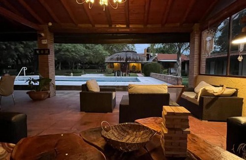 Las Rosas Hotel | Posada La Ernestina