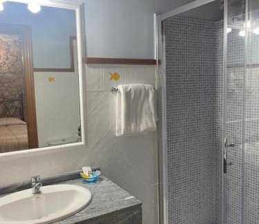 Queveda House | Adult Retreat at Posada La Llosa de Viveda - 9.1/10 Rated