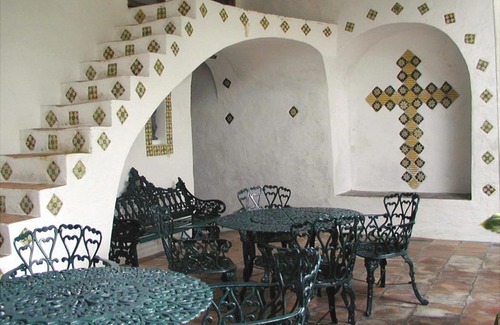 Xalapa Hotel | Affordable Getaway at Posada La Mariquinta with Great Amenities