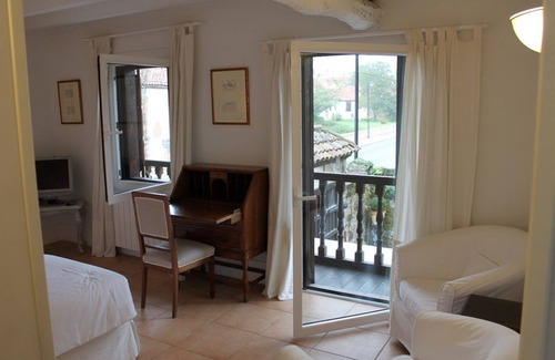 Villabanez House | Discover Posada la Panaderia: Breakfast Included Retreat