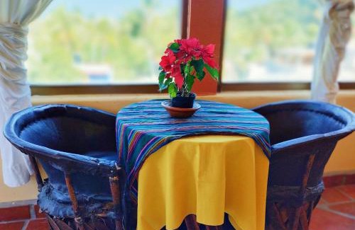 Los Ayala Hotel | Pet-Friendly Posada Las Flores with Oceanfront Views