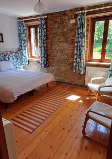 Cobijon Hotel | Pet-Friendly Retreat at Posada - Meson la Gándara