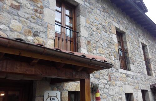 Esles Hotel | Discover Posada Montero de la Concha: Rated 9.5/10