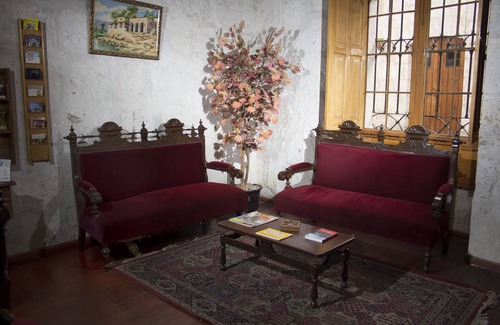 Yanahuara Hotel | Cozy Posada Nueva España: Spa & Family-Friendly Amenities