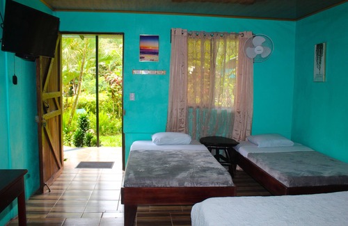 Katira Cabin | Relax at Posada Río Celeste La Amistad - Rated 9/10!