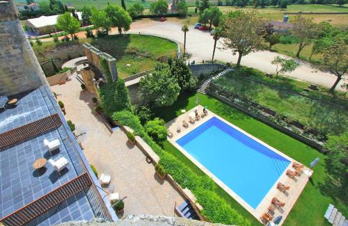 Villanueva de Canedo Hotel | Experience the Beauty of Posada Real Castillo del Buen Amor