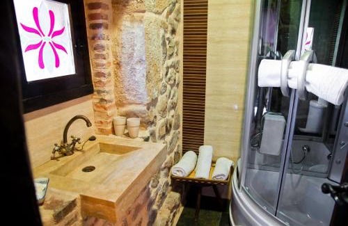 Los Corrales de Buelna House | Guest Favorite: Posada Real La Montañesa with Oceanfront Views