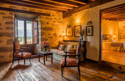 Navarredonda de Gredos Hotel | Family-Friendly Stay at Posada Real La Casa de Arriba