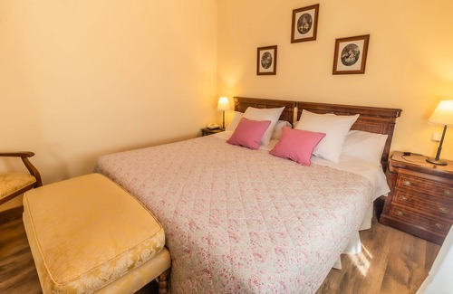Piedralaves House | Explore Posada Real Quinta San José: Spa & Family-Friendly