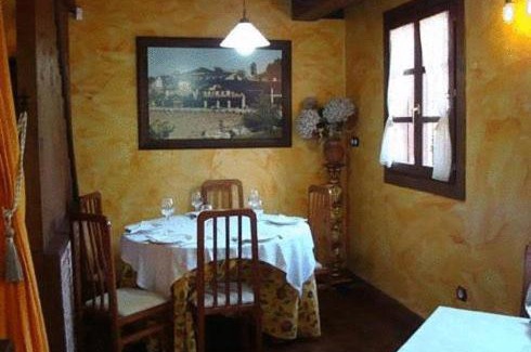 Treceno House | Discover Posada Restaurante Prada a Tope with Ocean Views