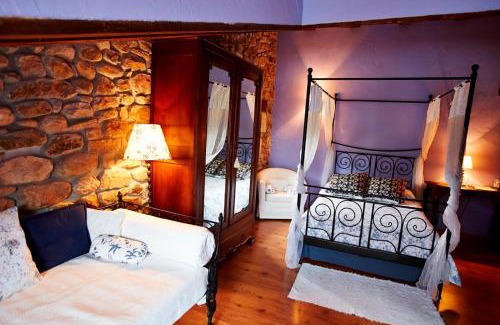 Las Fraguas House | Pet-Friendly Retreat at Posada Rural Ochohermanas