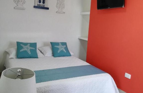 Punta Hansa Hotel | Discover Posada Smith Town: Guest Rated 9.5/10 & Family-Friendly